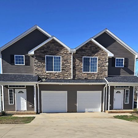Charming & Spacious 3Br House Vila Concord Exterior foto